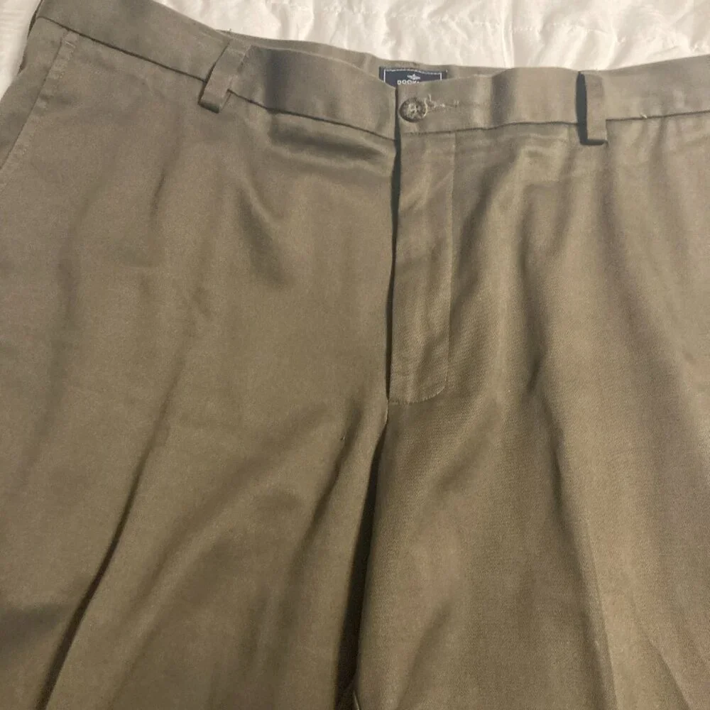 Dockers Mens Khaki Brown Chino Pants 40 x 30 - Picture 2 of 6